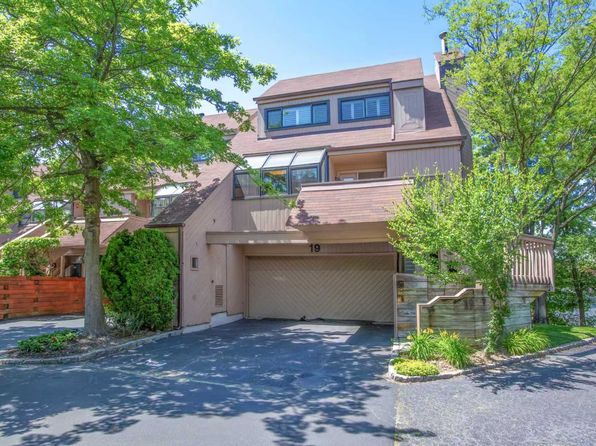19 John Bean Ct