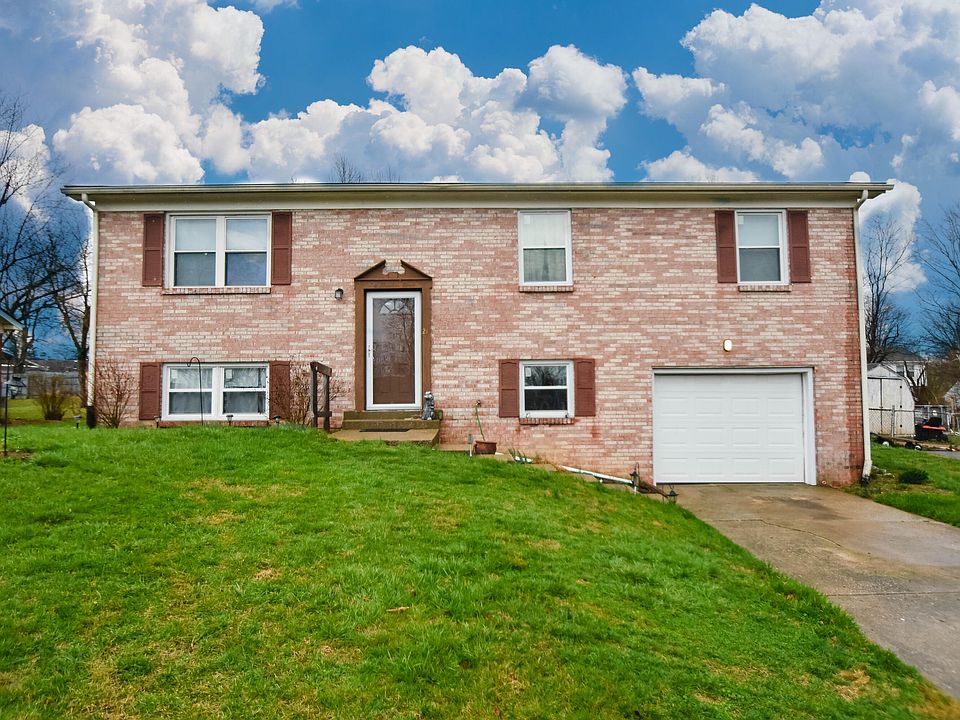 1st image of 211 Martin Dr