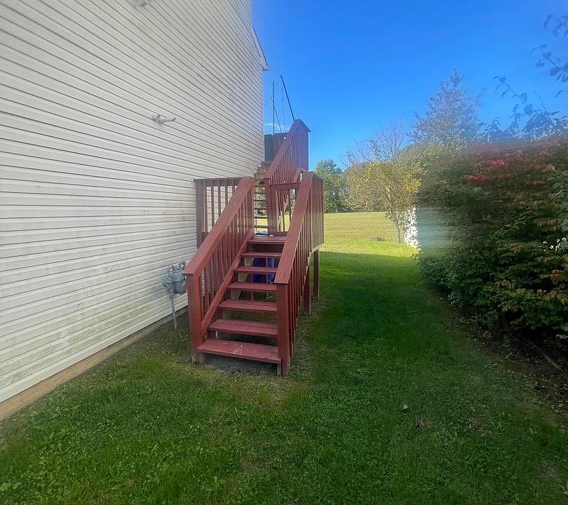 2nd image of 14 Peterson Pl