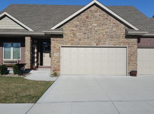 4240 NW 165th Ln, Clive, IA 50325