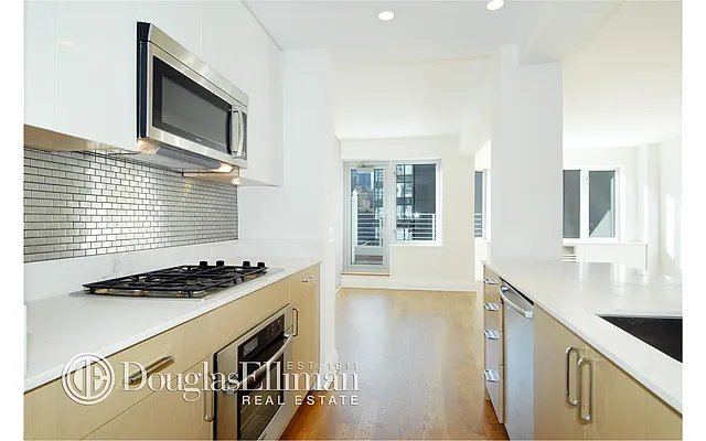 Rented by Douglas Elliman | media 3
