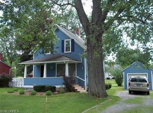 1915 Grafton Rd, Elyria, OH 44035