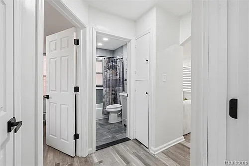 9586 Beaverland Photo 1