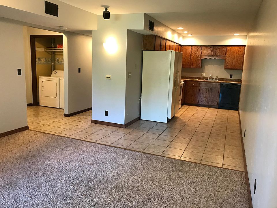 1st image of 1079 NW Greenwood St #1079