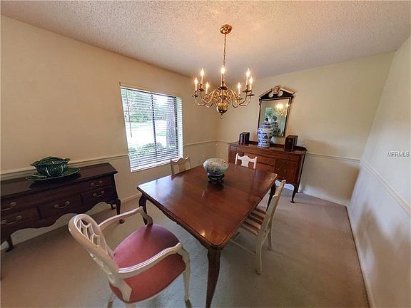 4th image of 235 E Hornbeam Dr
