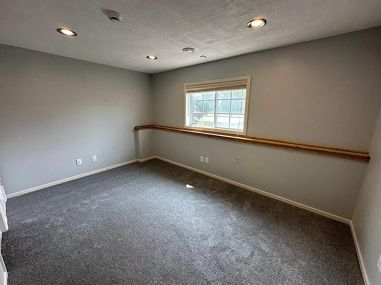 15830 Frisian Ln — Photo 19
