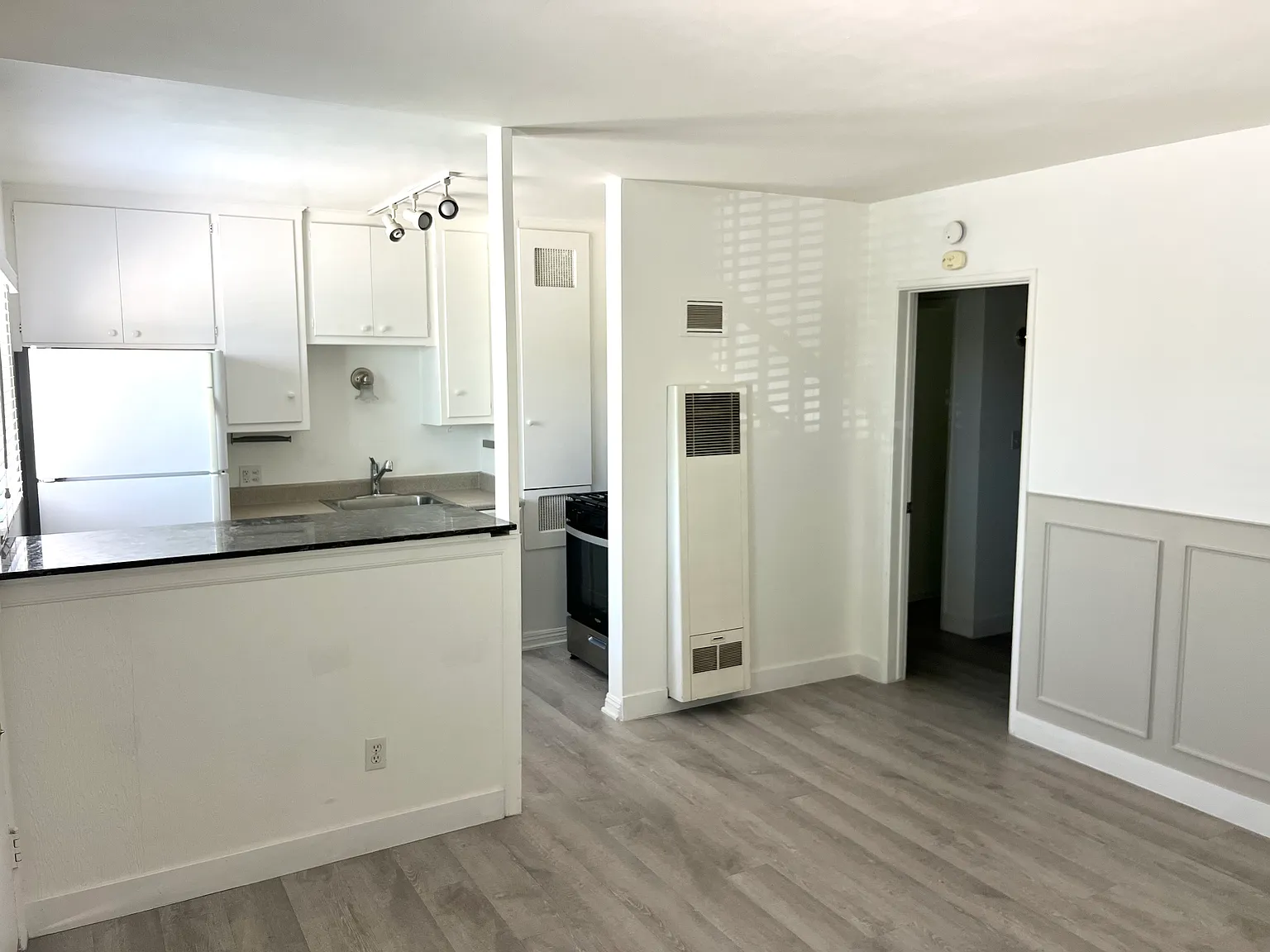 1 bed, 500 sqft, $2,645 — Photo 4