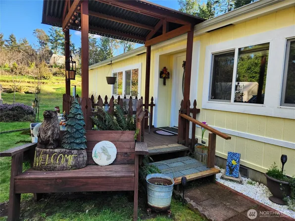 19108 2nd Street SW, Lakebay, WA 98349