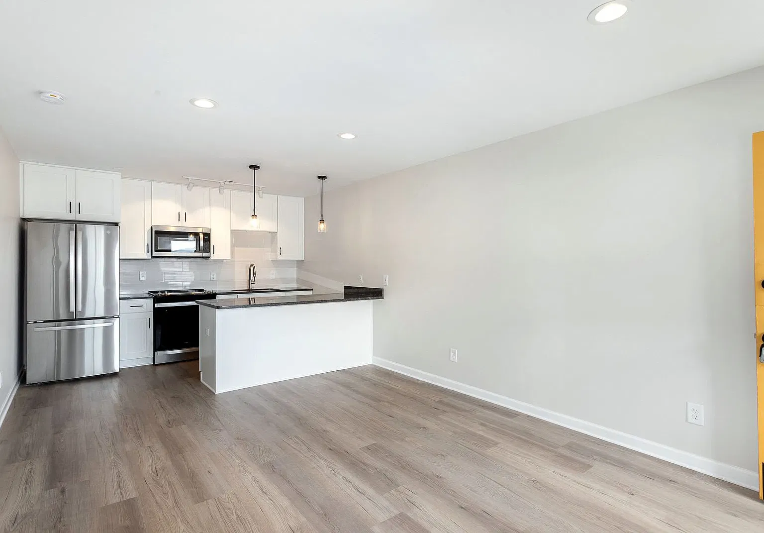 3600 Hillsboro Pike — Photo 1