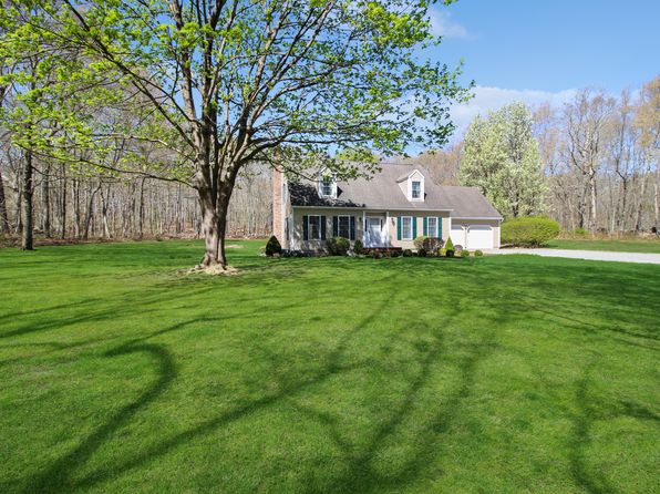 107 Hangman Hill Rd, North Stonington, CT 06359
