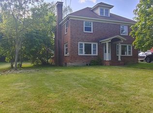 77 Mount Hope Ave, Ticonderoga, NY 12883