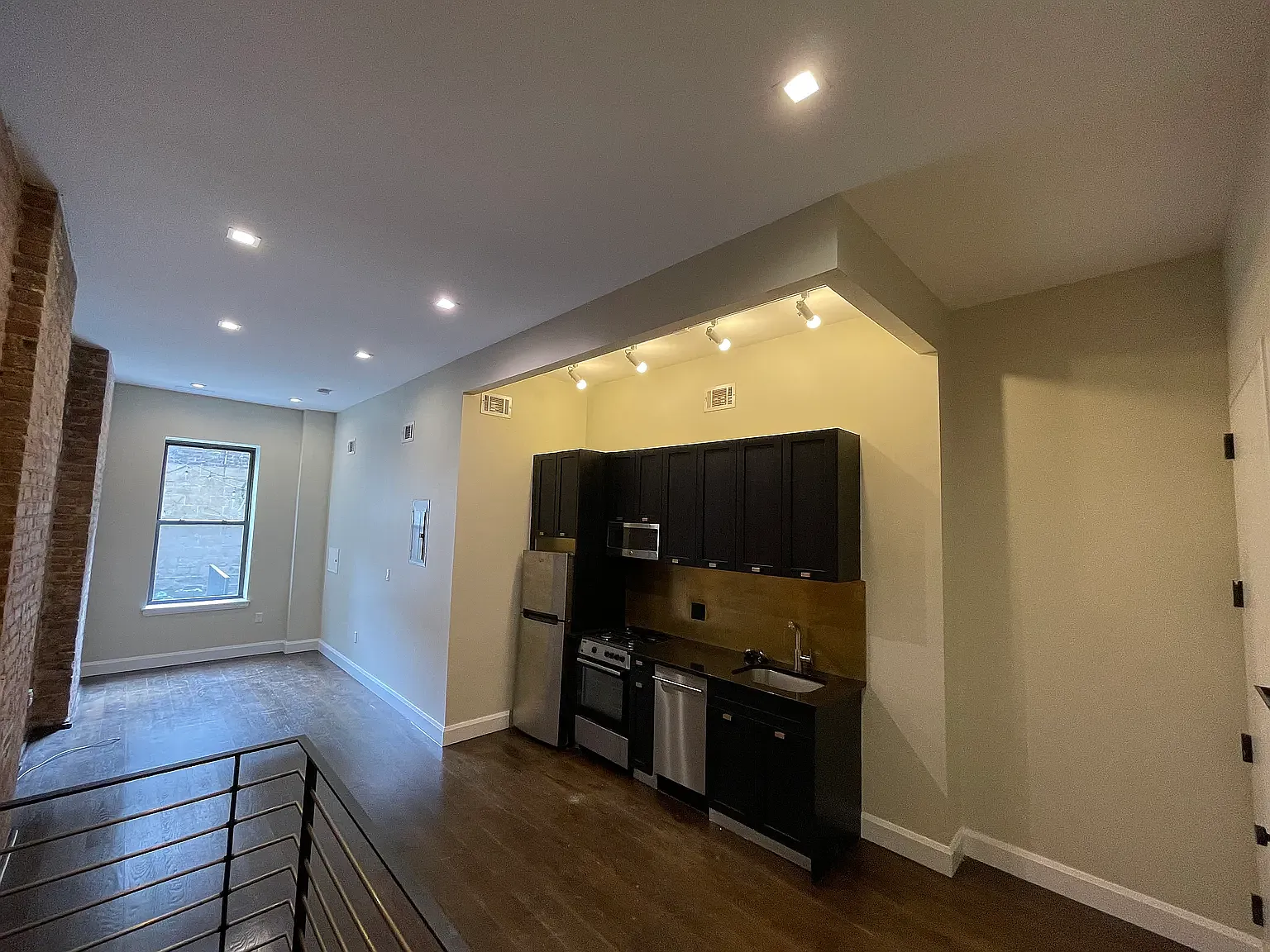 221 Ralph Avenue — Photo 2