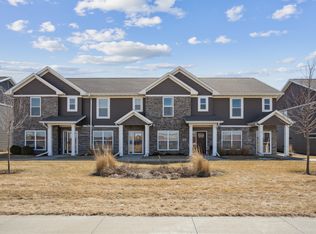 2217 Saint Andrews Dr, North Liberty, IA