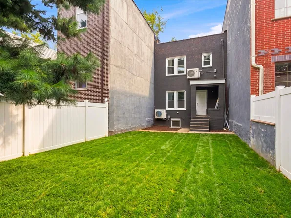 10817 35th Avenue Cover view