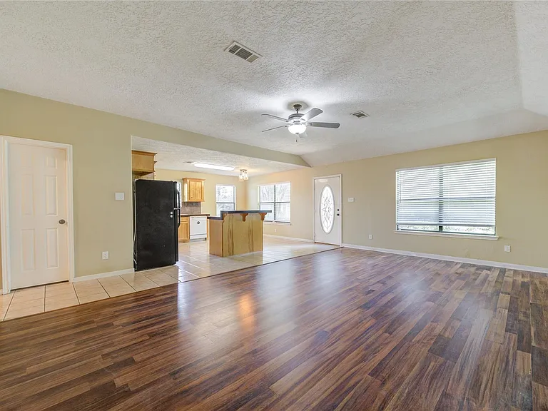 9550 Thousand Oaks Loop — Photo 7
