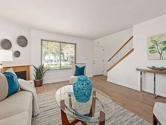 5th image of 2101 Olivegate Ln