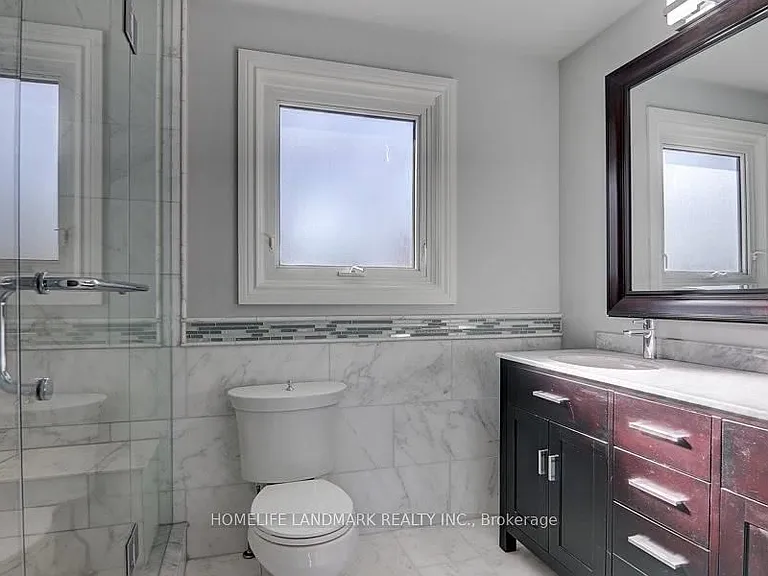 210 Valleyview Ct — Photo 12