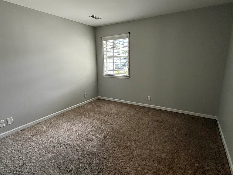 653 Tupelo Ln #14-A — Photo 14