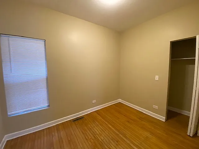 2910 E 78th St #1 — Photo 5