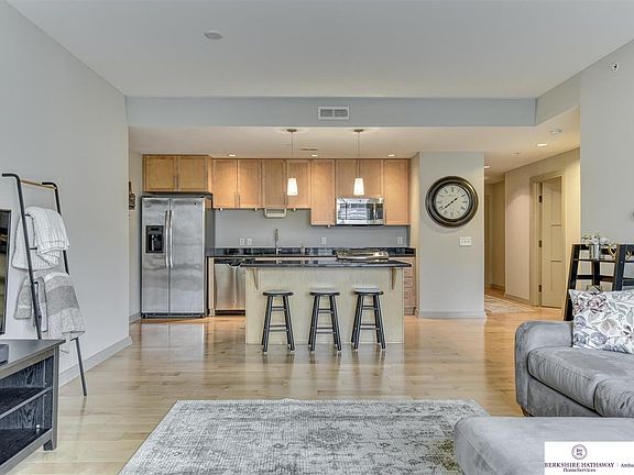4th image of 220 S 31st Ave APT 3410