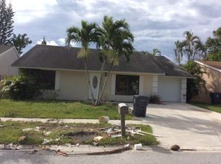 5864 Corson Pl, Lake Worth, FL 33463