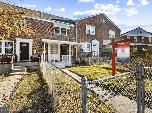 105 Upmanor Rd, Baltimore, MD 21229