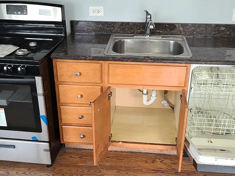 323 N Princeton Ave #8 — Photo 6
