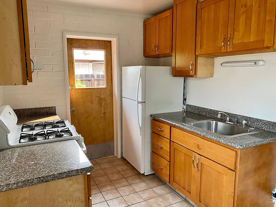 1st image of 1001 Hiller St