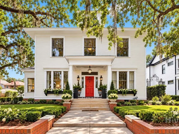 303 W 36th Street, Savannah, GA 31401