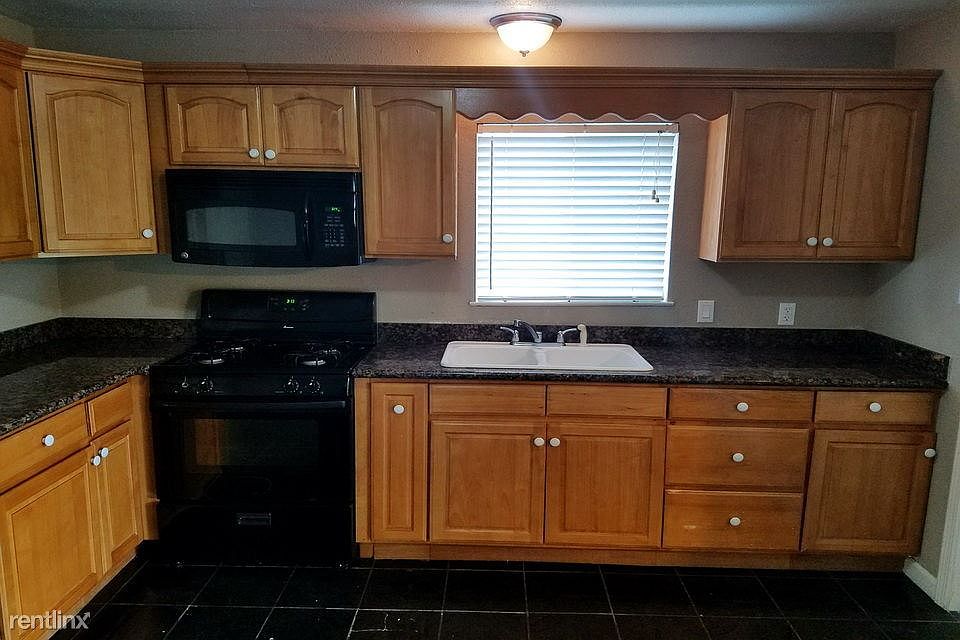 412 F St, Isleton, CA 95641 Zillow