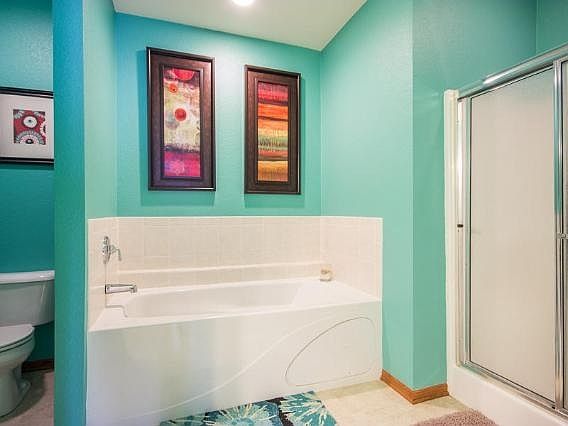 4th image of 2827 Glen Ivy Dr