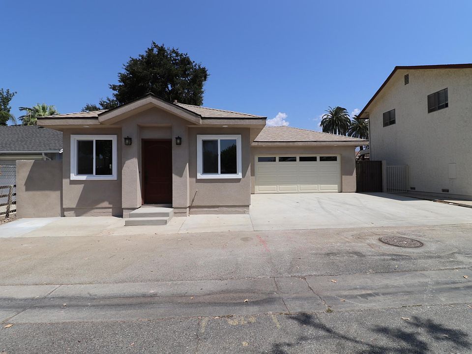 1st image of 2050 E 5th St