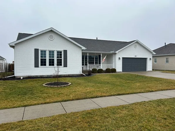 505 Briar Ln, Mattoon, IL 61938