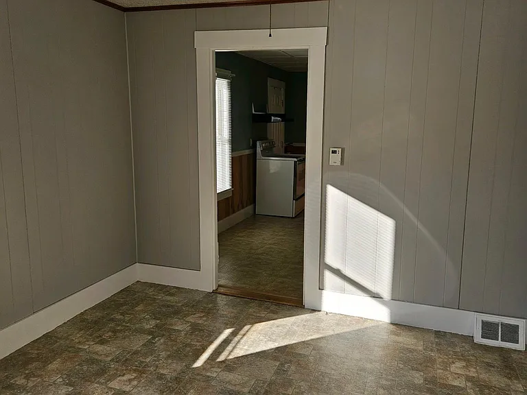 107 Main St #1 — Photo 5
