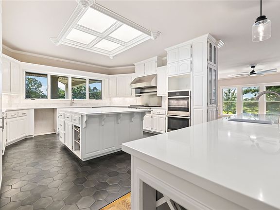 2nd image of 15901 N Mount Olive Rd