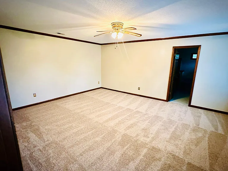 578 Winford Dr — Photo 14