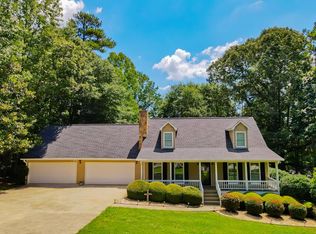 11 Camp Dr, Carrollton, GA 30117