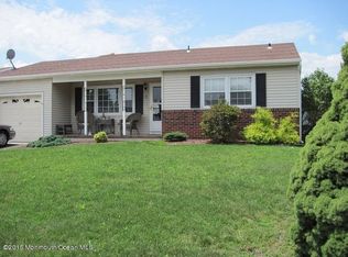 7 Harmony Rd, Toms River, NJ 08757