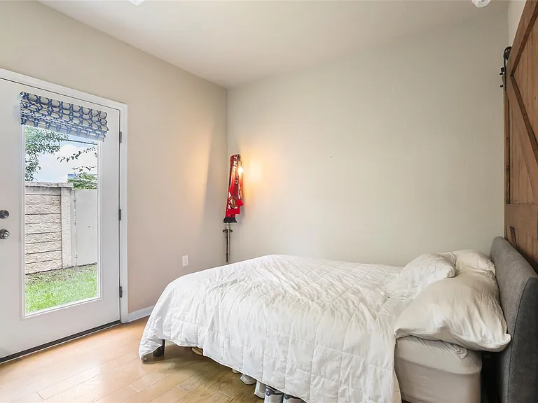 1416 Waterloo Shore Ln #3 — Photo 14