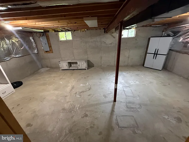 305 Crosswinds Dr — Photo 17