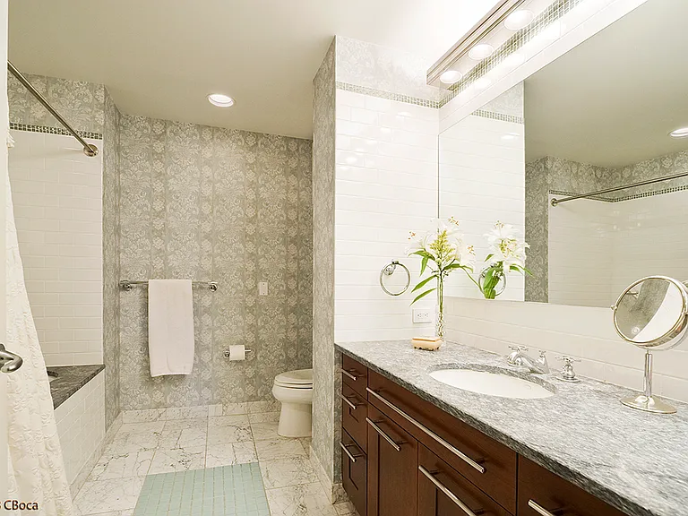 272 W 107th St #4D — Photo 8