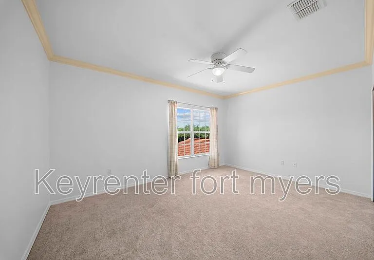 5370 Park Rd #4 — Photo 19