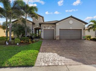 7640 Viola Loop, Bradenton, FL 34202