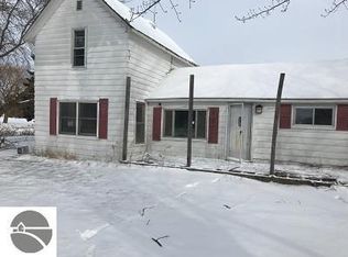 746 N Lincoln Rd, Mount Pleasant, MI 48858