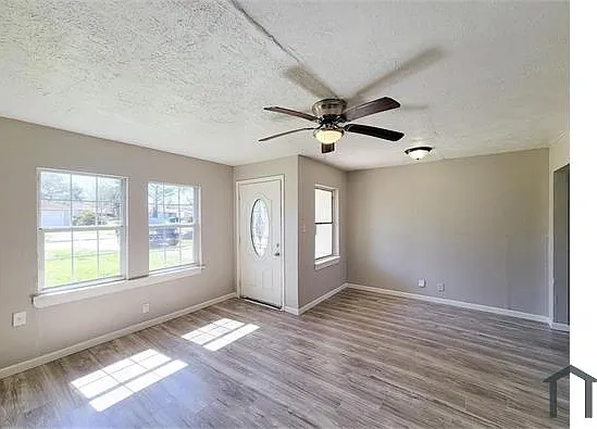3417 Bacon St — Photo 25
