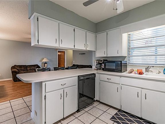 4th image of 10324 Jane Eyre Dr