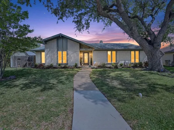 1603 Valleycrest Ln, Carrollton, TX 75006