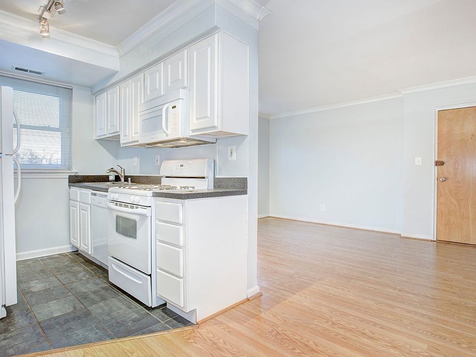 1st image of 1627 Massachusetts Ave SE APT 304
