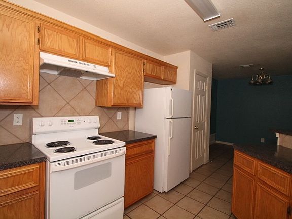 5th image of 3006 Dannen Ct Unit A