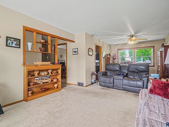 2nd image of 6605 W 10th St